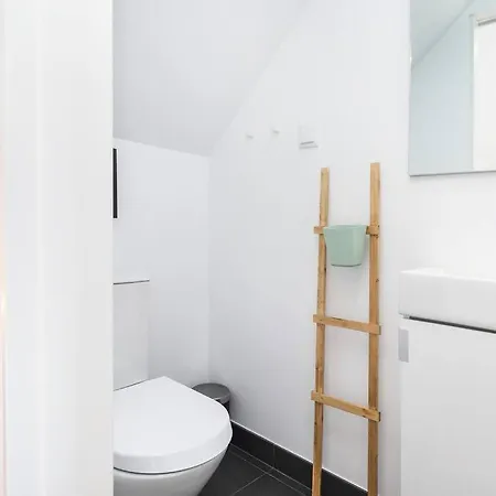 Hill House - No. 589c Appartement *